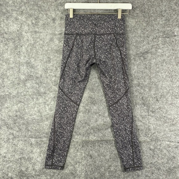 Athleta Leggings XS Petite Gray Pebble Beach Printed High Rise Pocket Tight - Picture 2 of 16